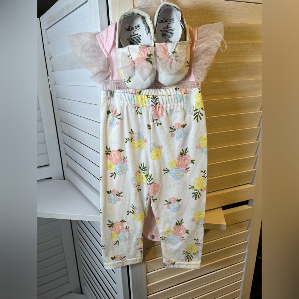 NEW CUTIE PIE BABY SETS